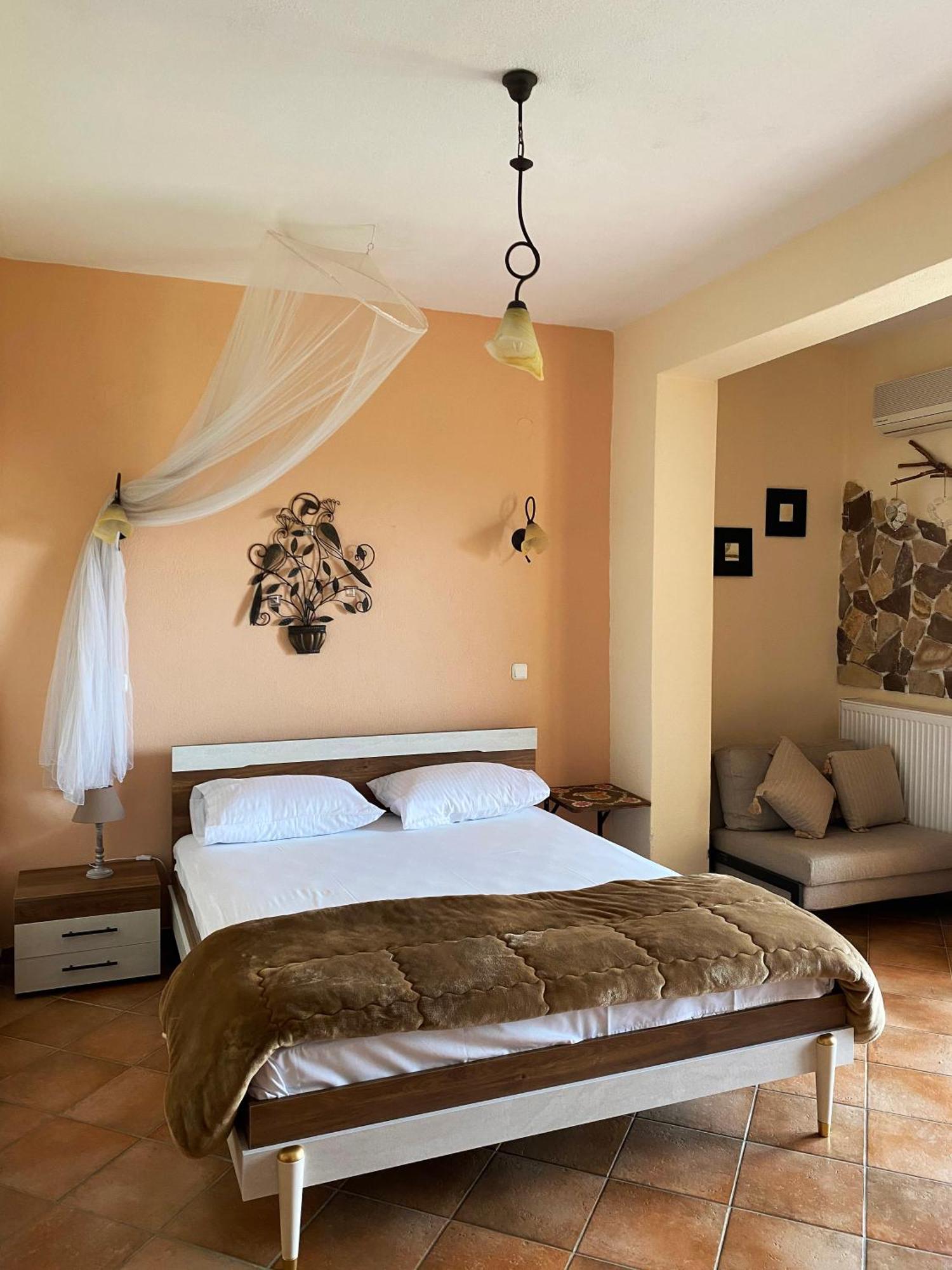 Guesthouse Kerkinitis Lithótopos 外观 照片