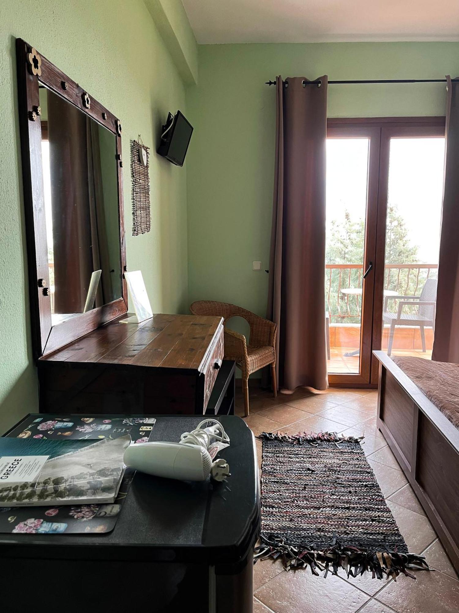 Guesthouse Kerkinitis Lithótopos 外观 照片